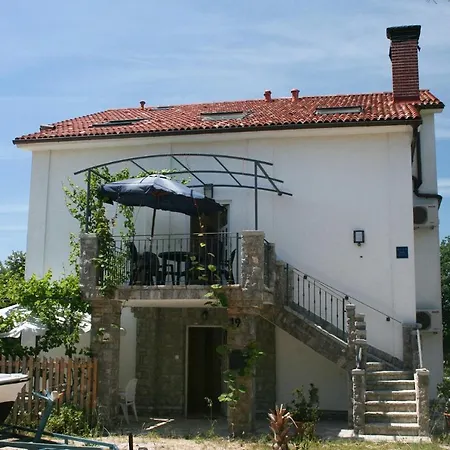 Apartment 5464b Pinezici (Krk)