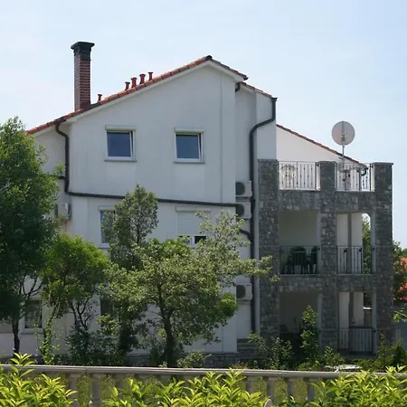 5464b Apartment Pinezici (Krk)